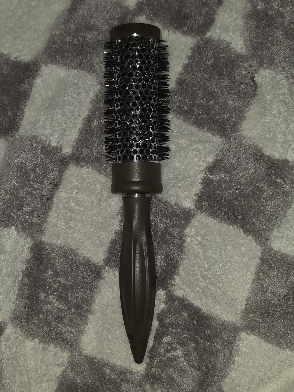 Round Ceramic Barrel Hair Brush for Volumizing Blowouts